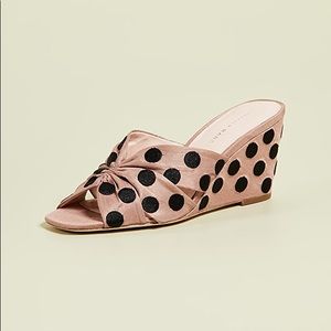 Loeffler Randal
Sonya Cinched Wedges polka dot